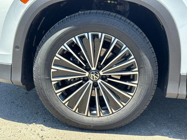 New 2026 Pure White Volkswagen 2.0T S image 9