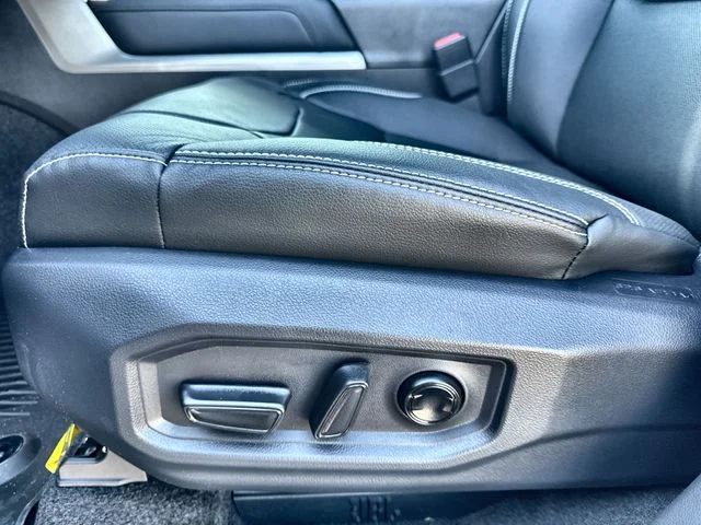 2026 Toyota Tundra Limited - Photo 21