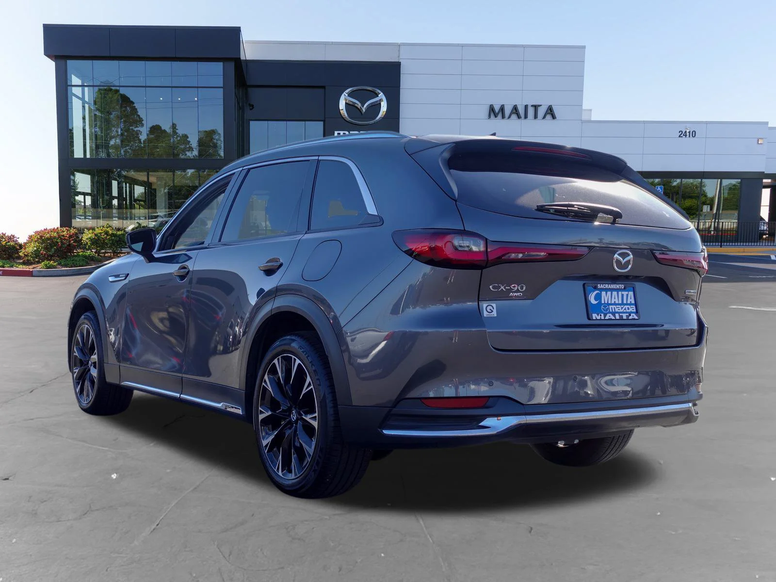 Used 2024 Machine Gray Metallic Mazda Premium Plus image 5