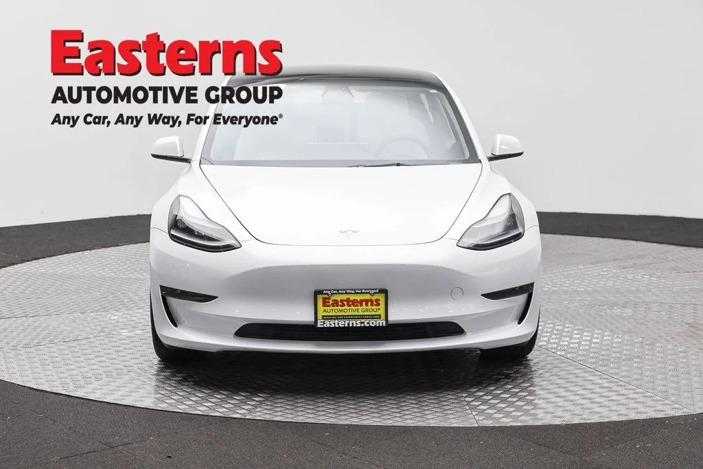 Used 2023 White Tesla Base image 2