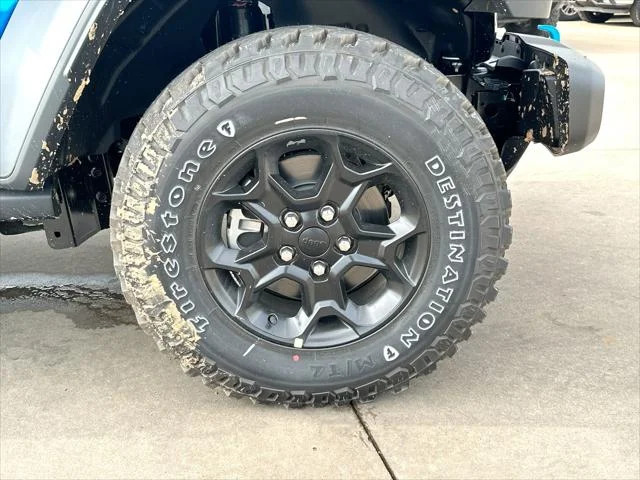 New 2023 Hydro Blue Pearl-Coat Exterior Paint Jeep Willys 4xe image 10