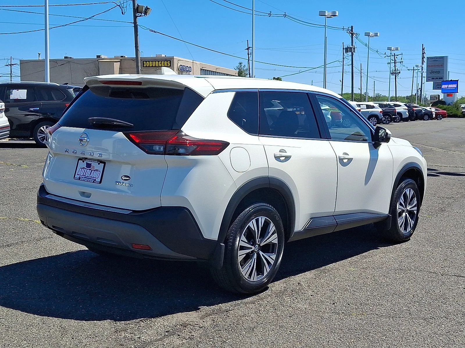 Used 2021 Pearl White Tricoat Nissan SV image 7