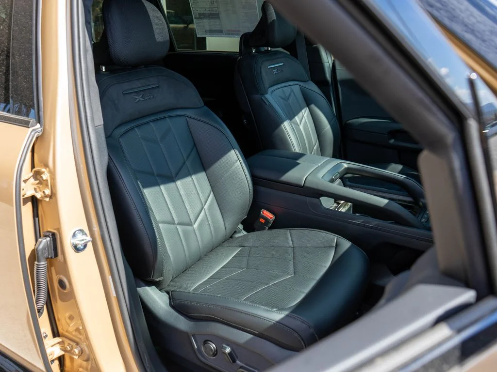 New 2027 Terrain Brown Kia X-Pro SX Prestige image 9