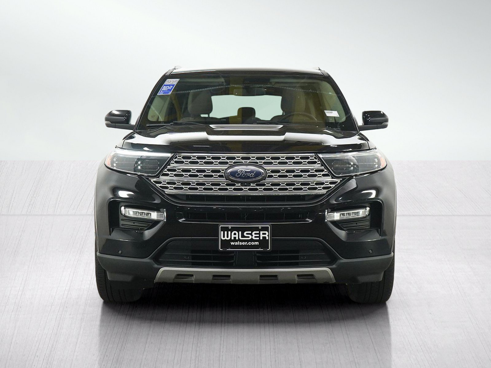 Used 2022  Ford Limited image 8
