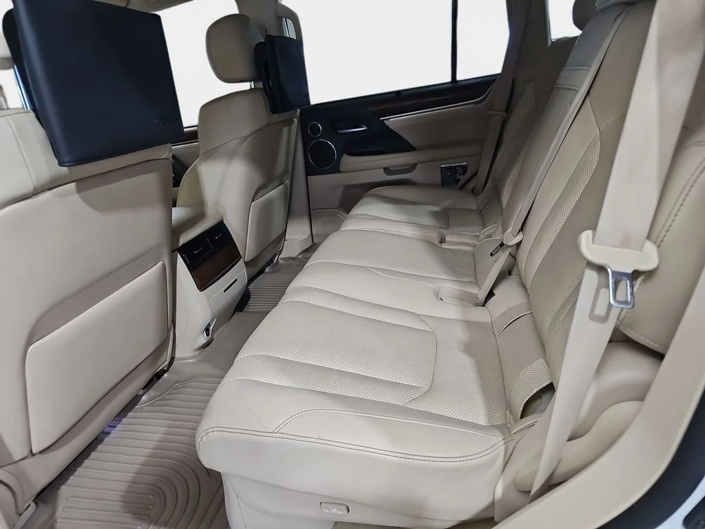 Used 2020 White Lexus 570 image 17