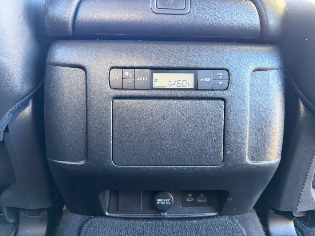 Used 2021 Silver Nissan SV image 23