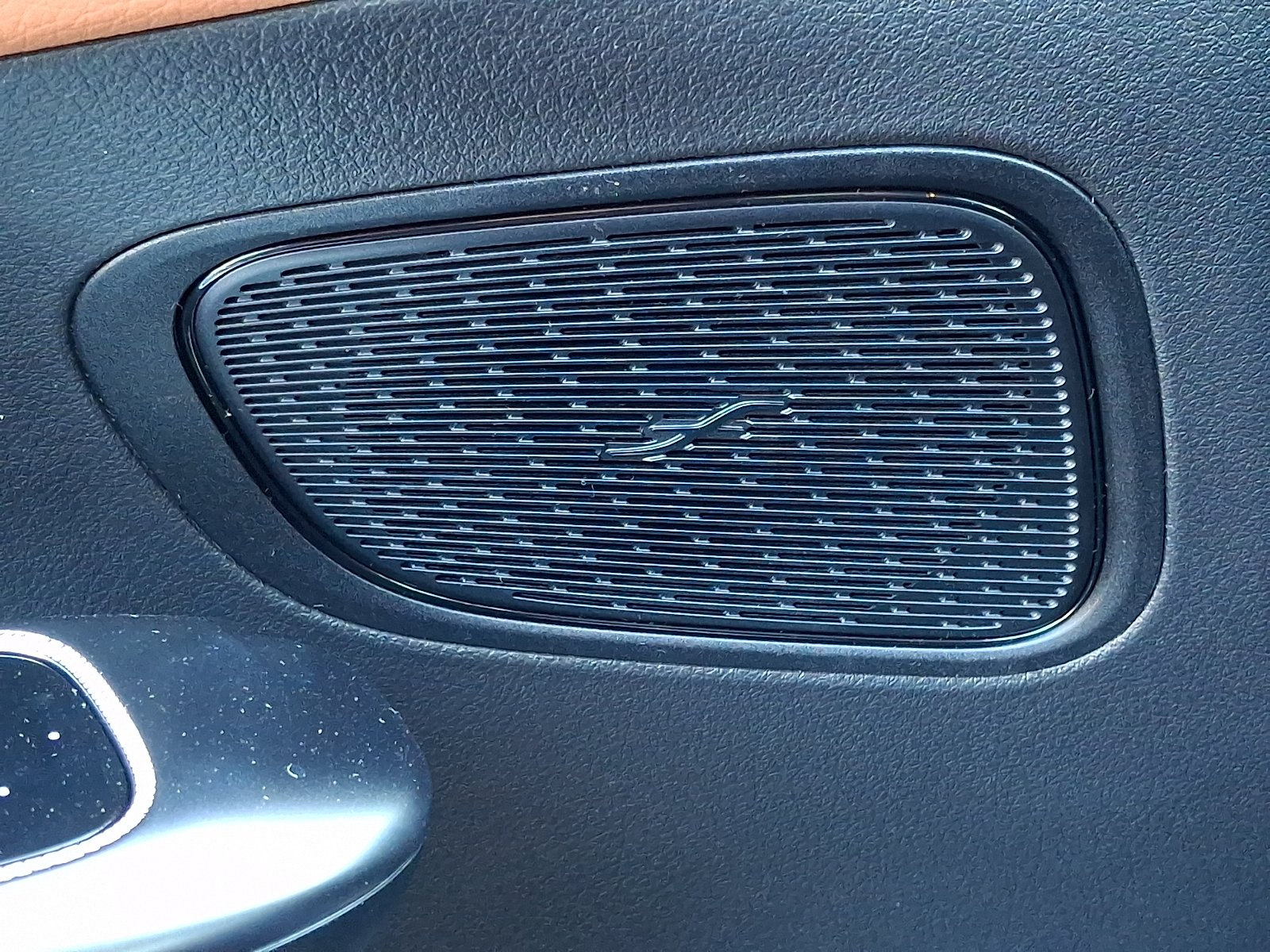 New 2026 Obsidian Black Metallic Mercedes-Benz GLC 300 image 15