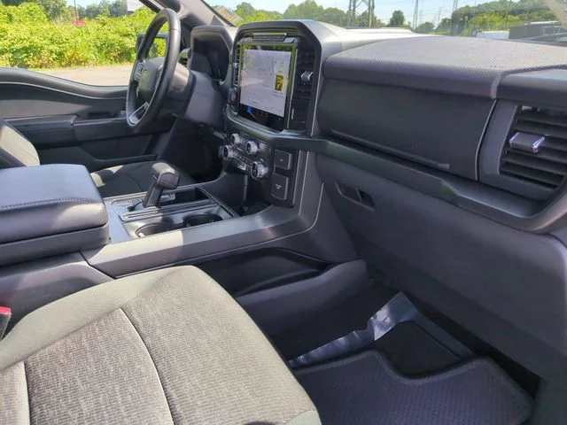 Used 2024 White Ford XLT image 34