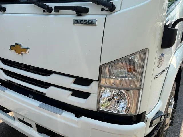 Used 2020 White Chevrolet Base image 44