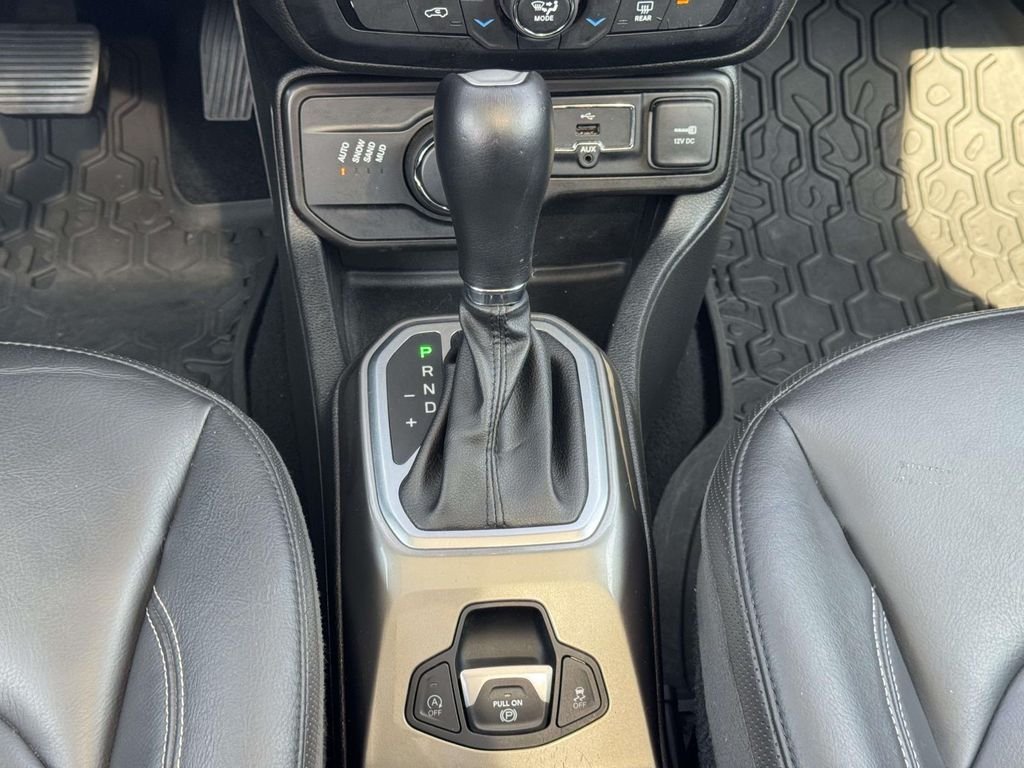 Used 2019 Blue Jeep Limited image 21