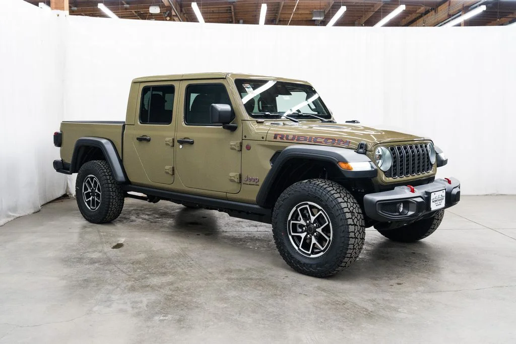2026 Jeep Gladiator Rubicon Auto's photo