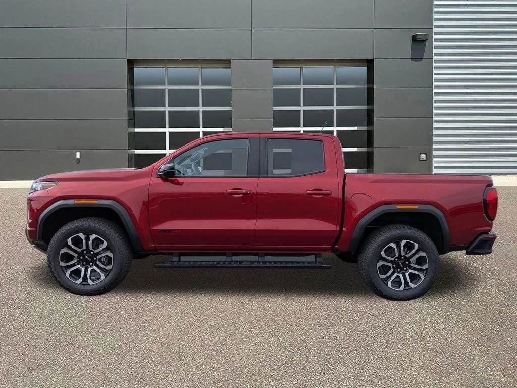 2026 GMC Canyon AT4 - Photo 9