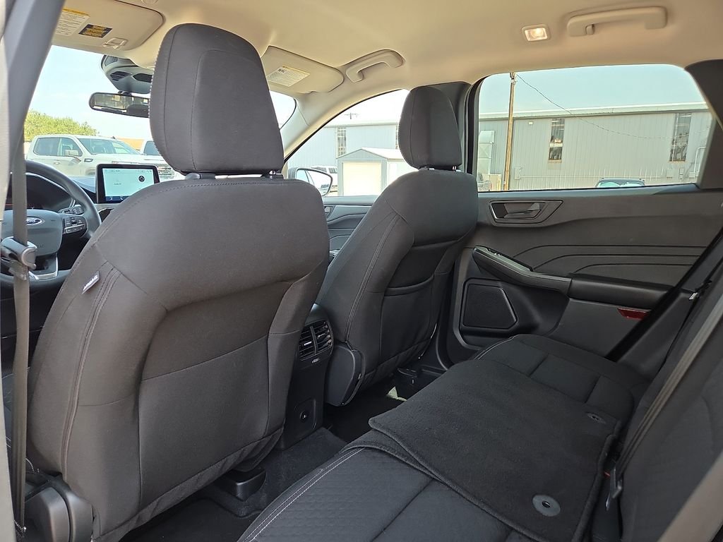 Used 2025 Silver Ford Active image 16