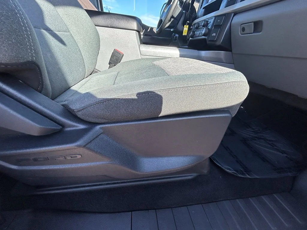 Used 2023 White Ford XLT image 26