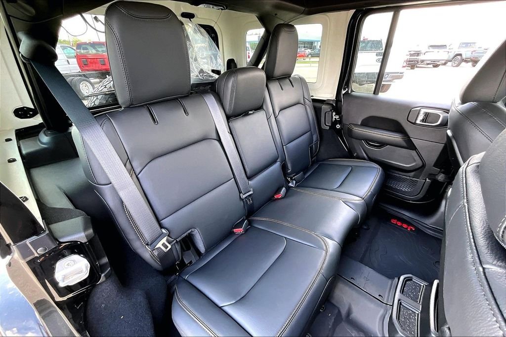 New 2026 Jeep Wrangler Sahara 4D Sport Utility