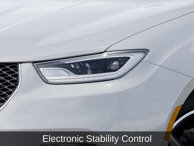 New 2026 Bright White Clear-Coat Exterior Paint Chrysler Pinnacle image 11