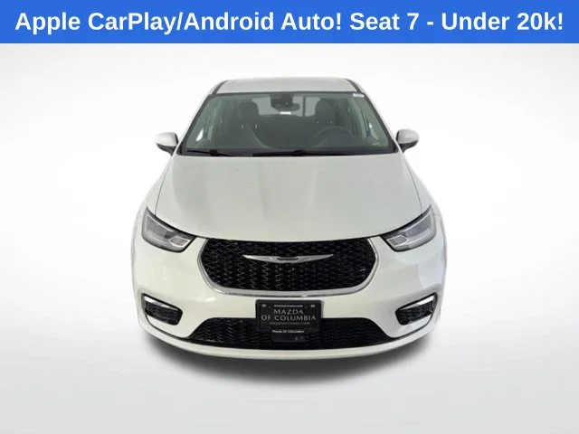 Used 2023 White Chrysler Touring L image 2