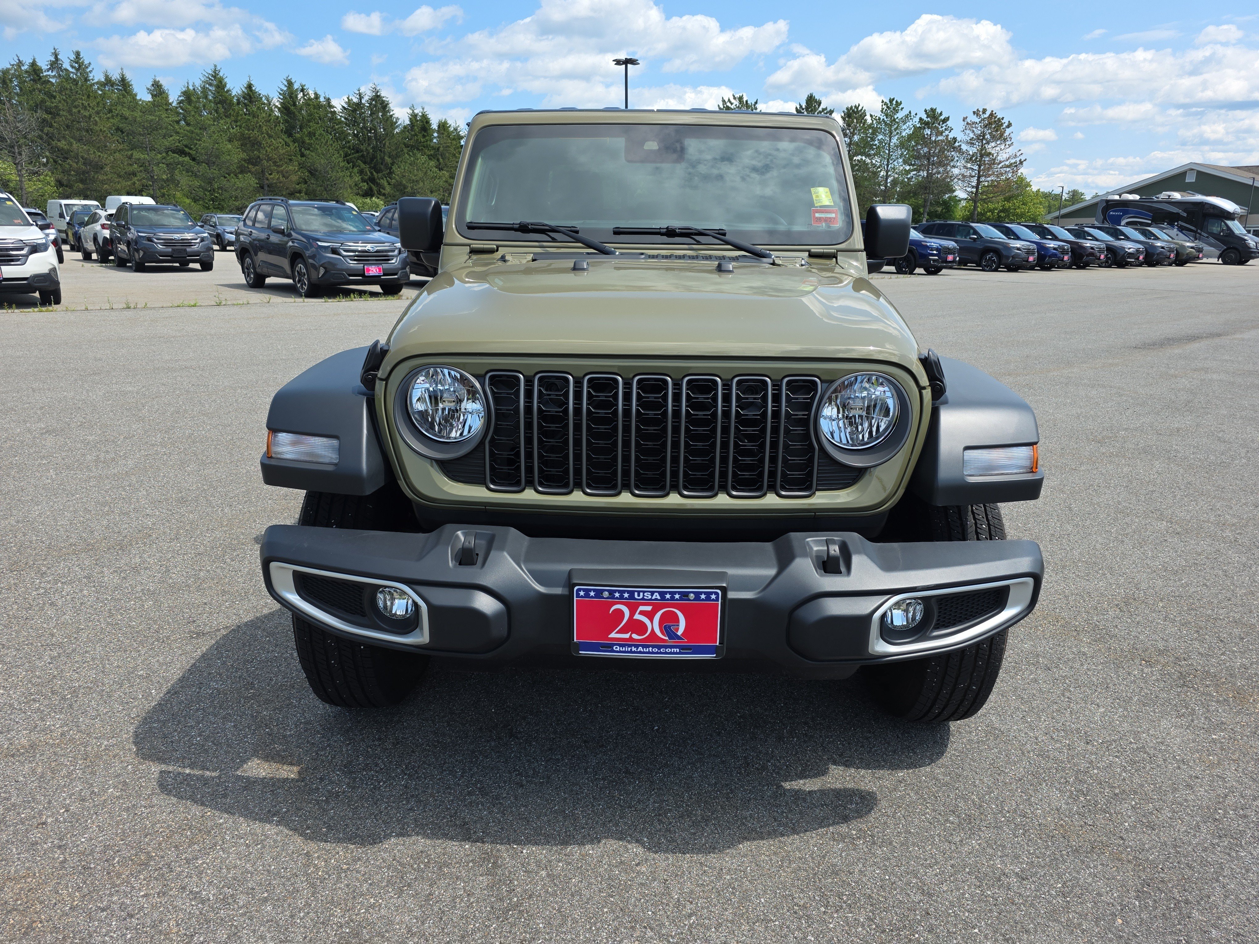 Used 2025 41 Jeep Sport S image 8