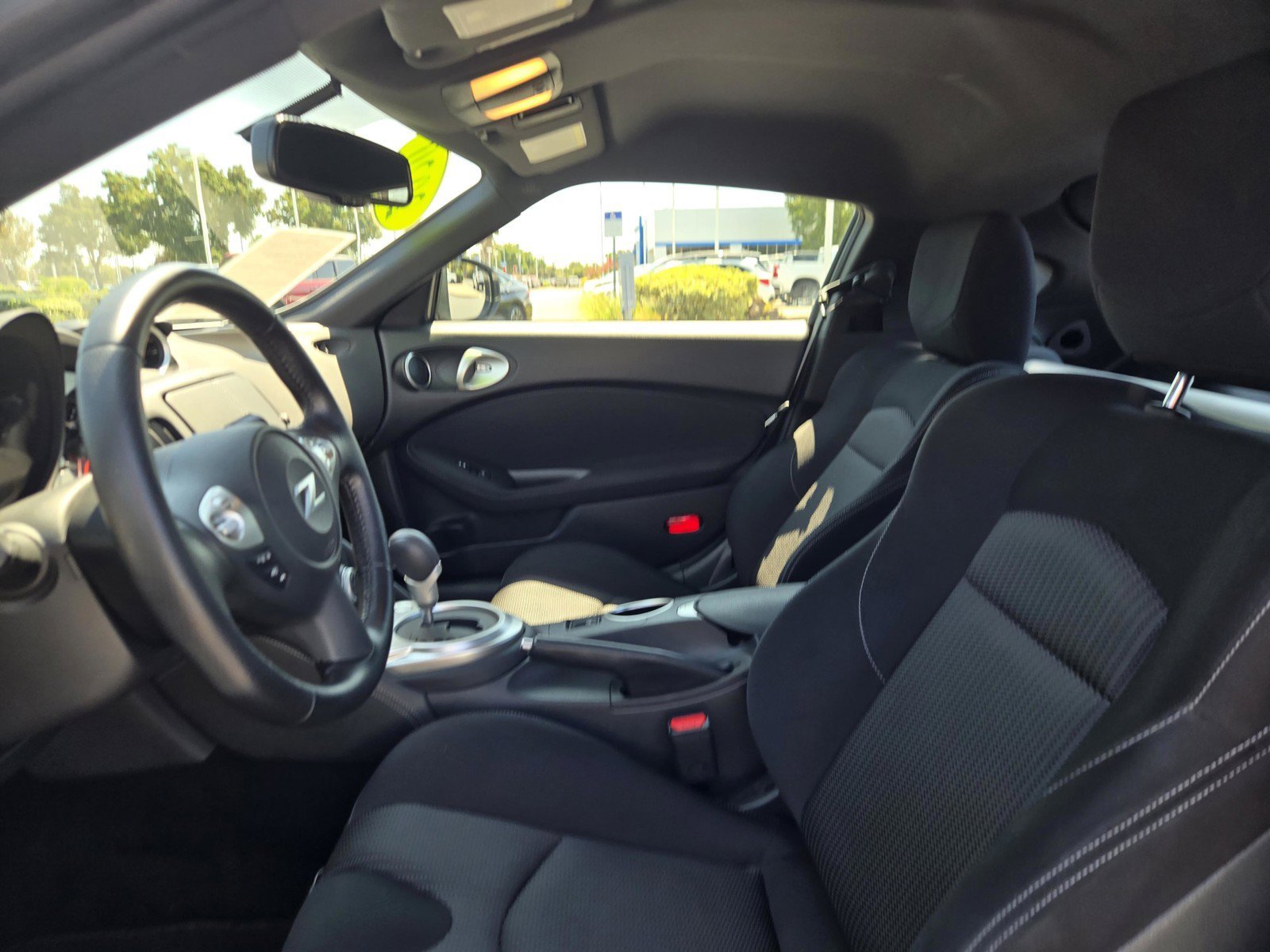 Used 2020 Pearl White Tricoat Nissan  image 26