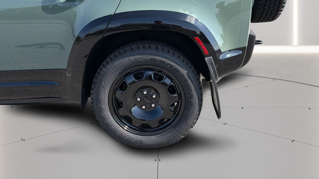 New 2026 Keswick Green Land Rover  image 16