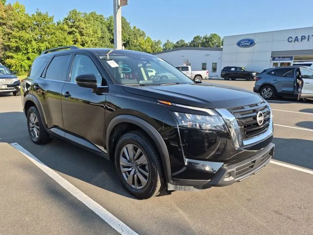 Used 2025 Black Nissan SV image 6