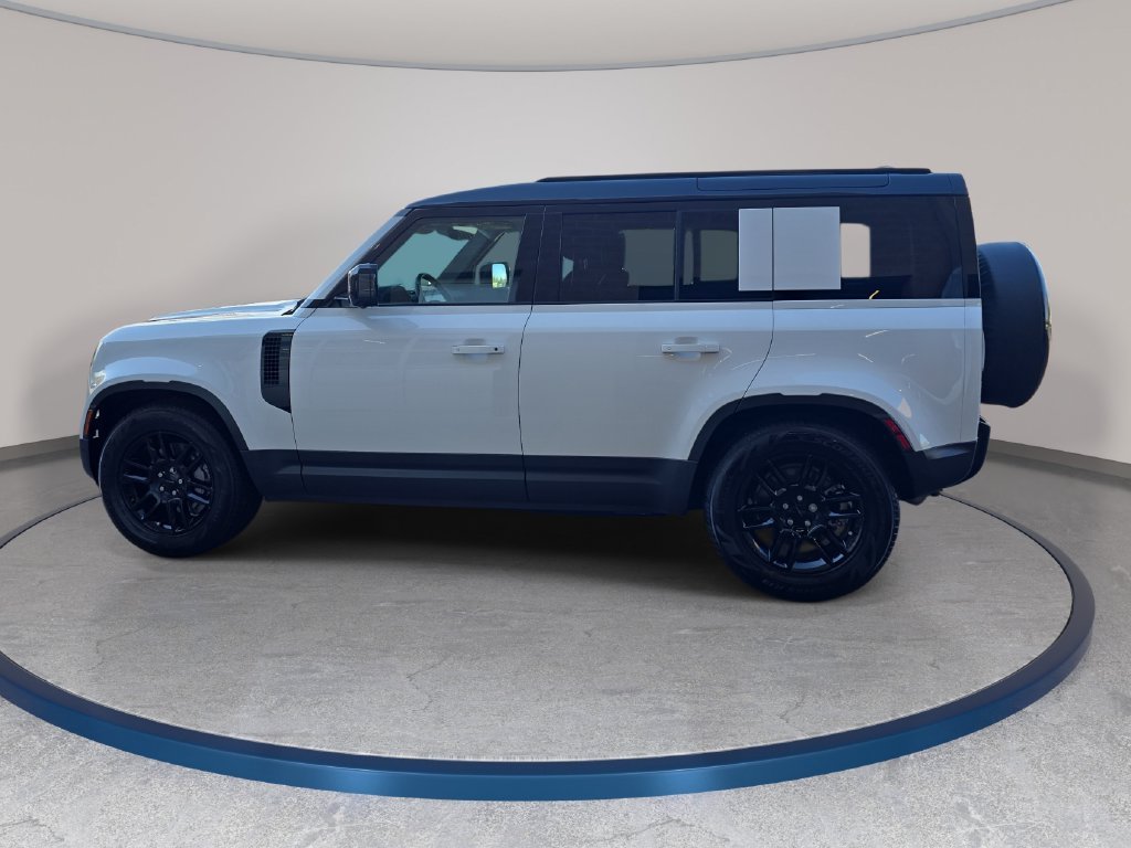 Certified Used 2026 White Land Rover S image 9