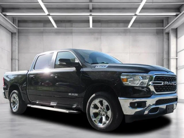 2022 RAM 1500 Big Horn/Lone Star 4x4 Crew Cab 5'7's photo