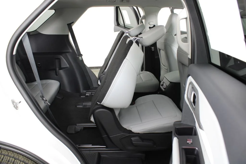 New 2026 White Ford Platinum image 15