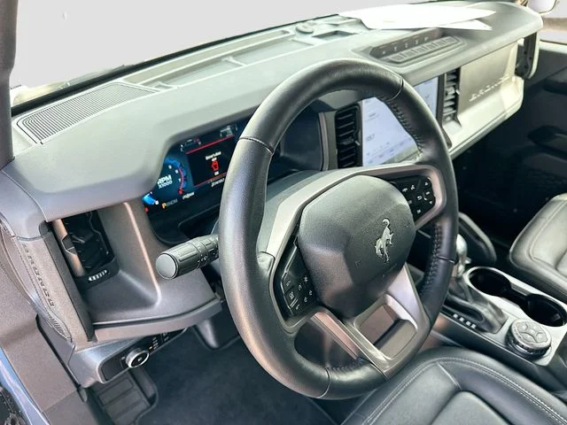 Used 2025 Gray Ford Badlands image 9