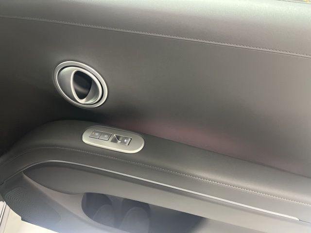 New 2026 Gray Hyundai SEL Premium FWD image 23