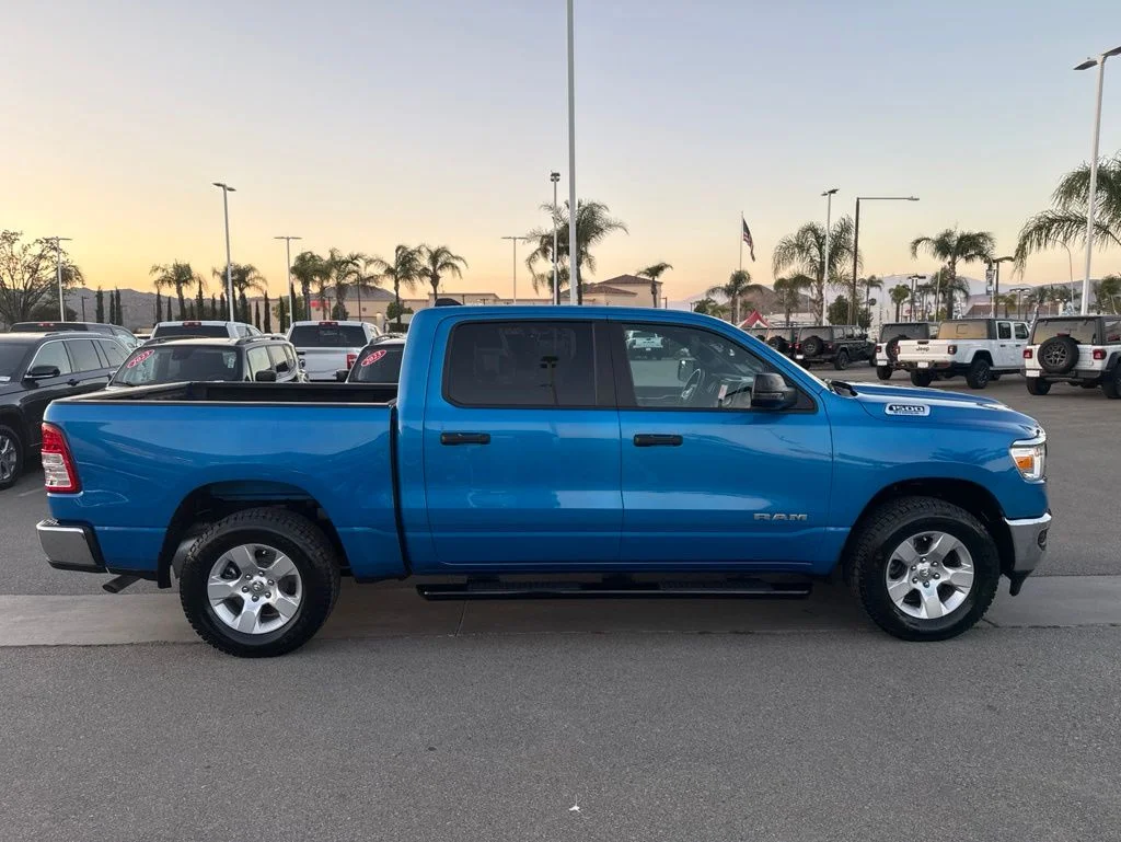 Used 2023 Blue Ram Big Horn/Lone Star image 9