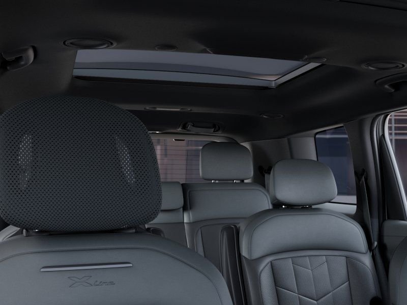 New 2027 White Kia X-Line SX image 27