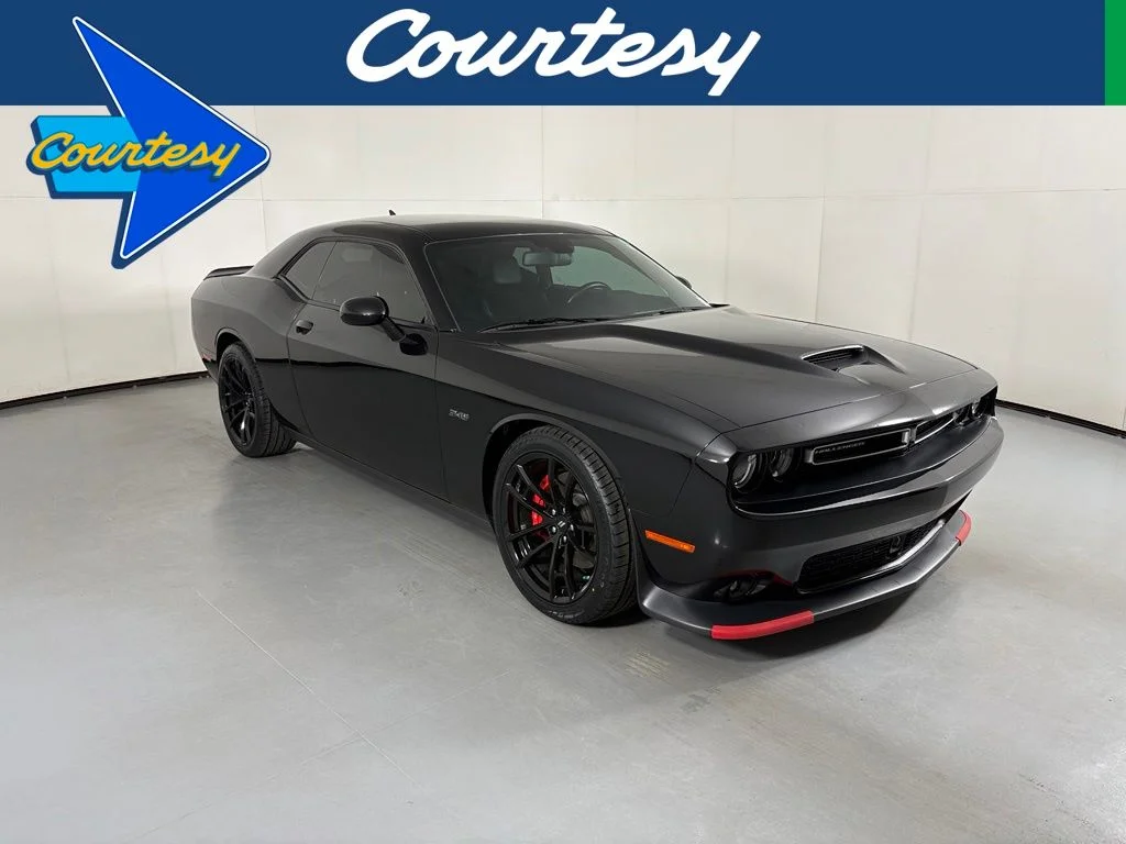 2023 Dodge Challenger R/T's photo