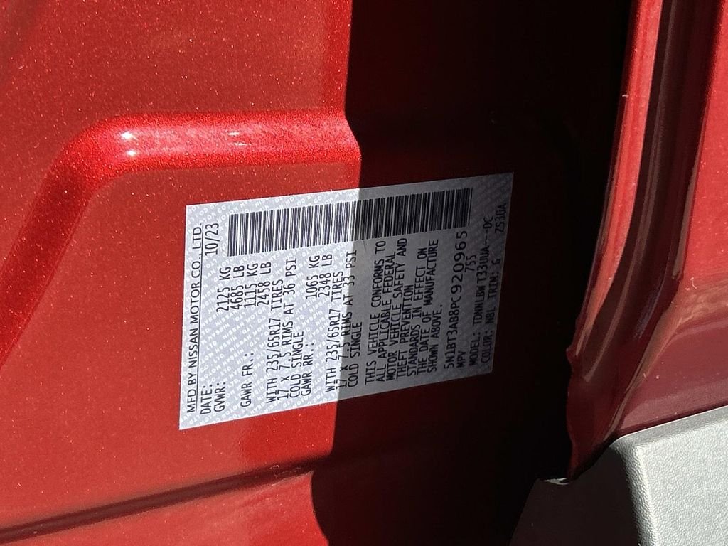 Used 2023 Red Nissan S image 13