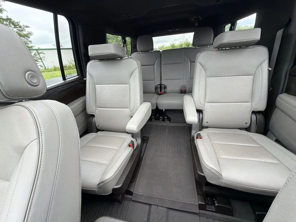 Certified Used 2023 White GMC SLT image 31