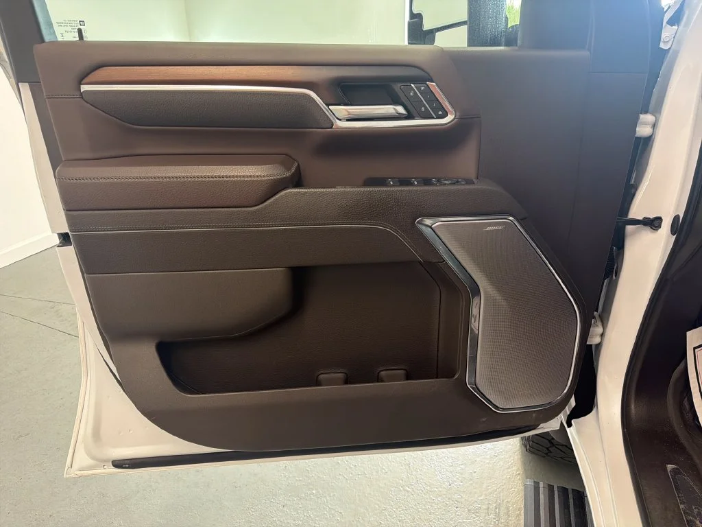 Used 2024 White GMC Denali image 11