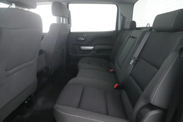 Used 2018 White Chevrolet LT image 24