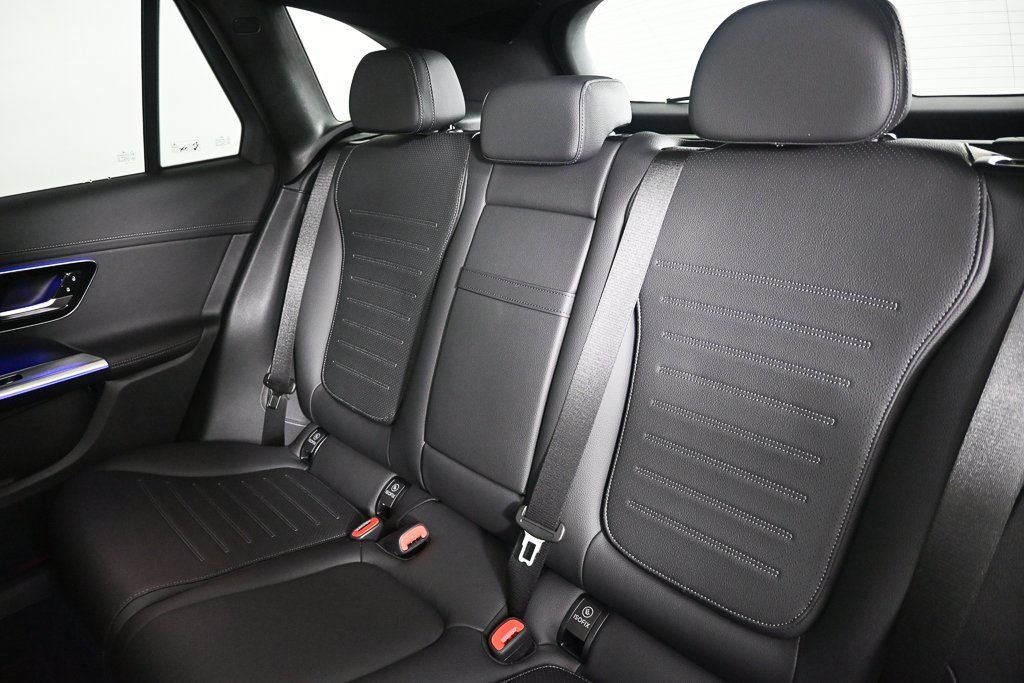 2025 Mercedes-Benz GLC Base - Photo 16