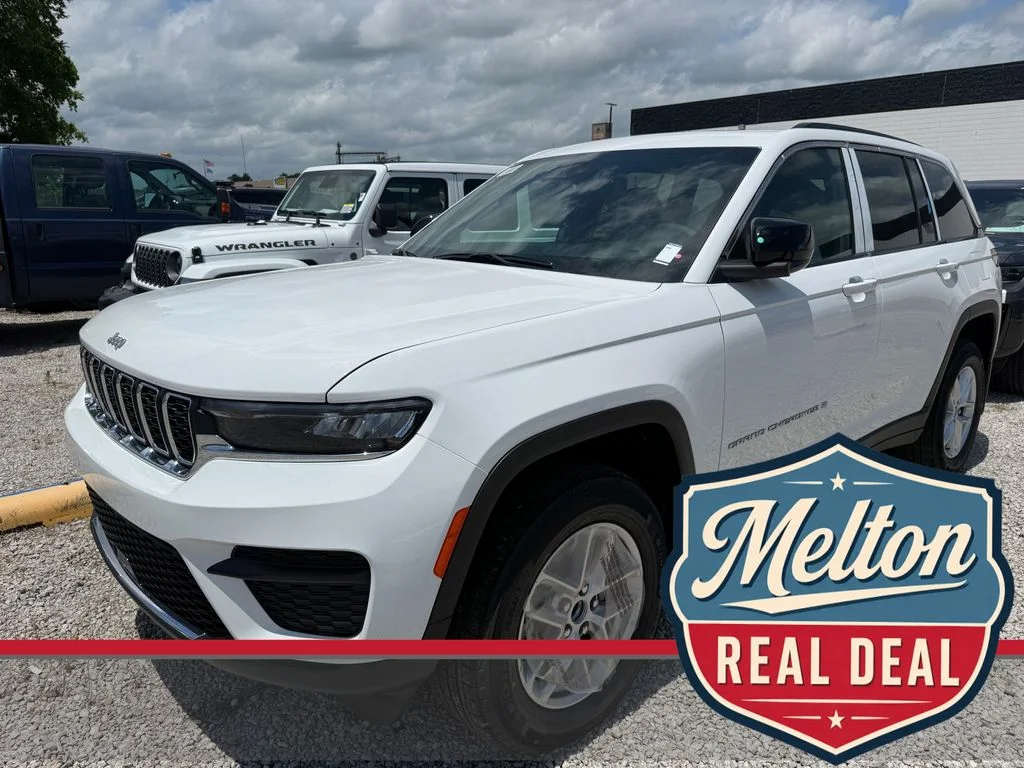 New 2026 White/off-white Jeep Laredo X image 1