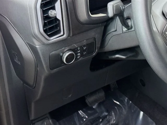 New 2026 Carbonized Gray Metallic Ford Big Bend® image 10
