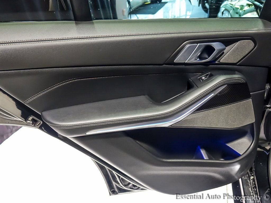 2026 BMW X5 - Image 27