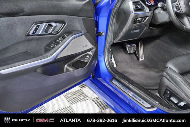 Used 2021 Portimao Blue Metallic BMW 330i image 8