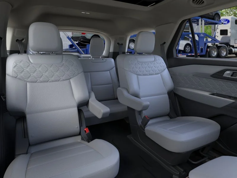 New 2026 Space White Metallic Ford Platinum™ image 11
