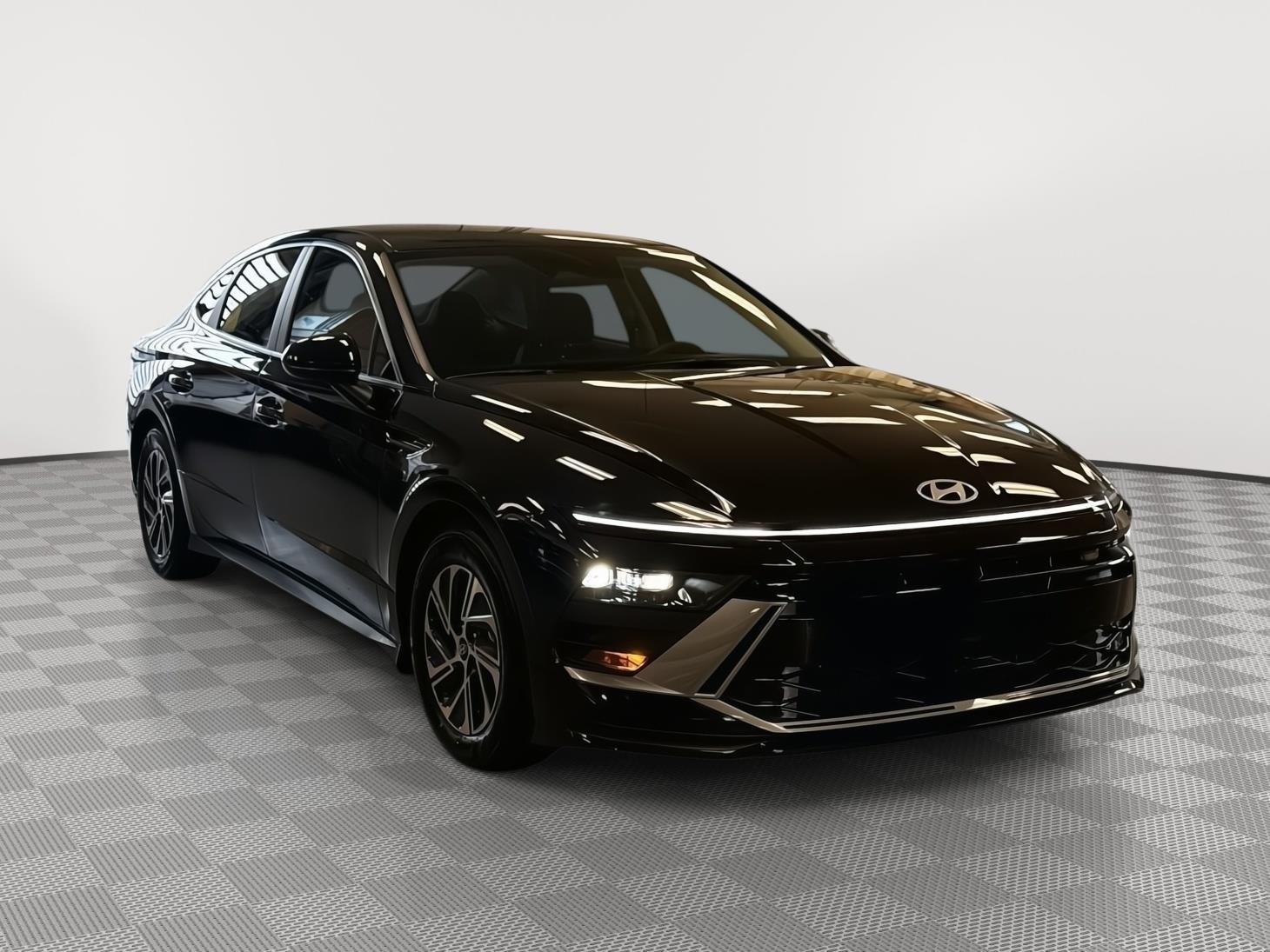 New 2026 Carbon Blue Hyundai Blue image 3