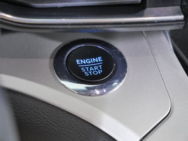 Certified Used 2023 Gray Ford XLT image 28