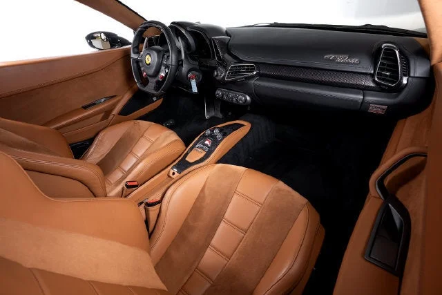 Certified Used 2012 Nero Ferrari  image 48