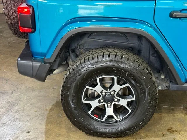 Used 2019 Bikini Pearlcoat Jeep Unlimited Rubicon image 5