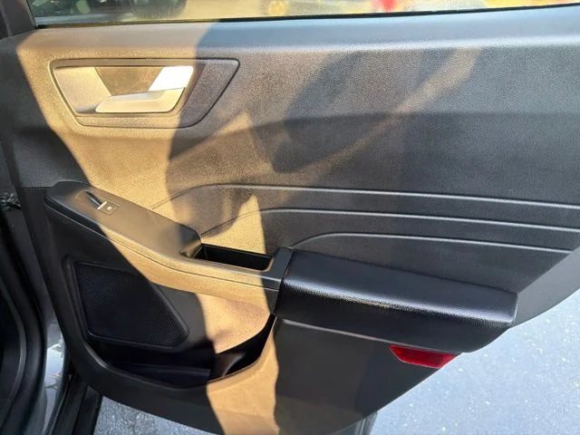 Used 2024 Gray Ford ST-Line image 36