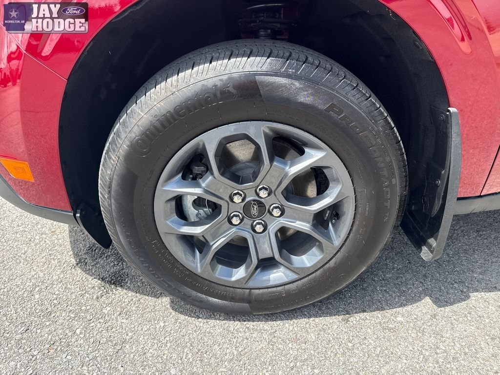 Used 2025 Red Ford XLT image 30