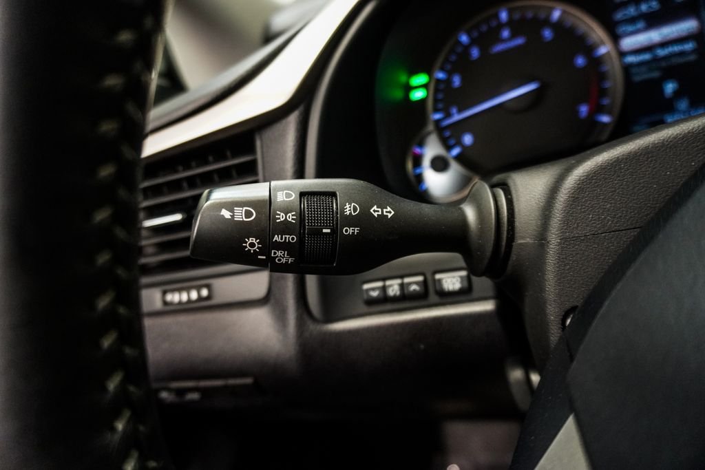 Used 2019 Silver Lexus 350 image 18